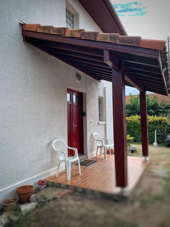 Le Studio Rouge De La Gare Appartement Vieux-Boucau-les-Bains Buitenkant foto